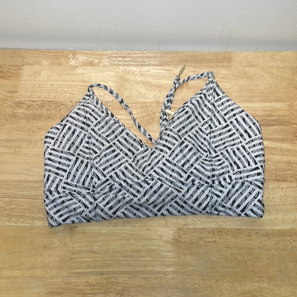 Jessica Simpson bathing suit top✨💜